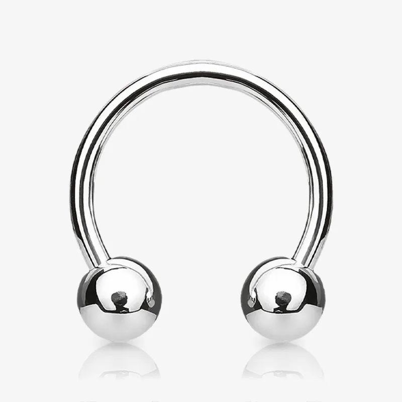 Piercing ferradura titânio com pontas arredondadas e acabamento em aço hipoalergênico