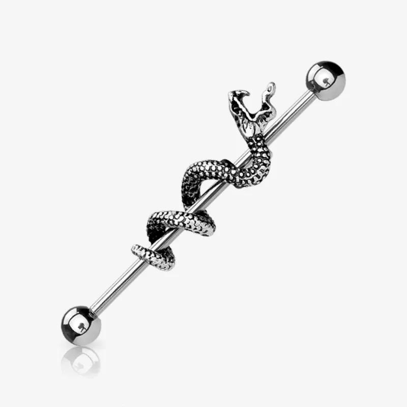 Piercing Transversal Cobra em aço cirúrgico com design tridimensional