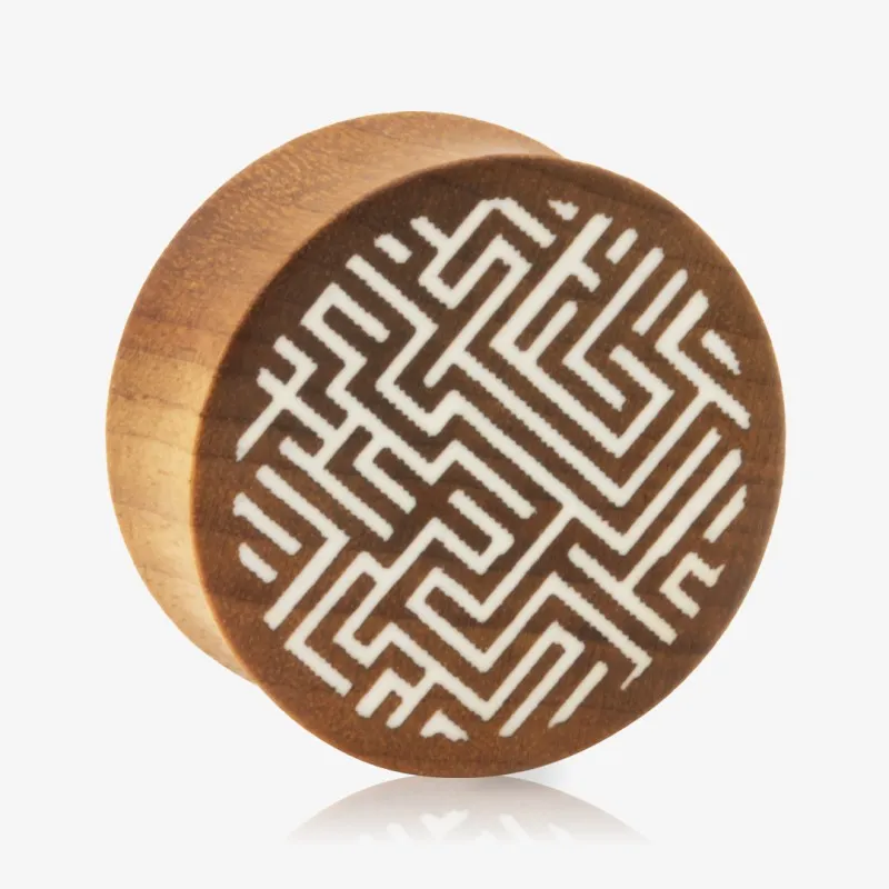 Plug Artesanal de Madeira Imbuia - Labririnto - Artesanais