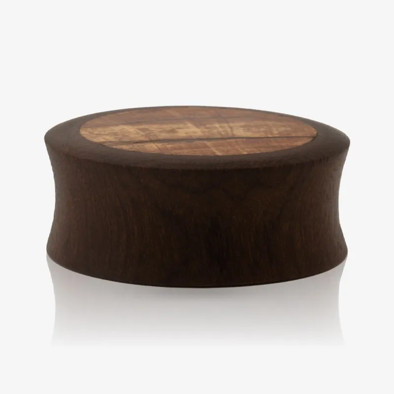 Plug Artesanal de Madeira Imbuia - Ameixeira Inserida - Artesanais