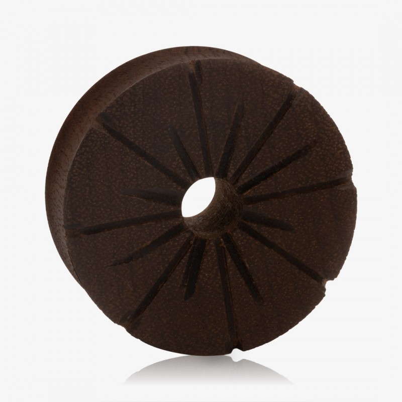 Plug Artesanal de Madeira Imbuia - Flor - Artesanais