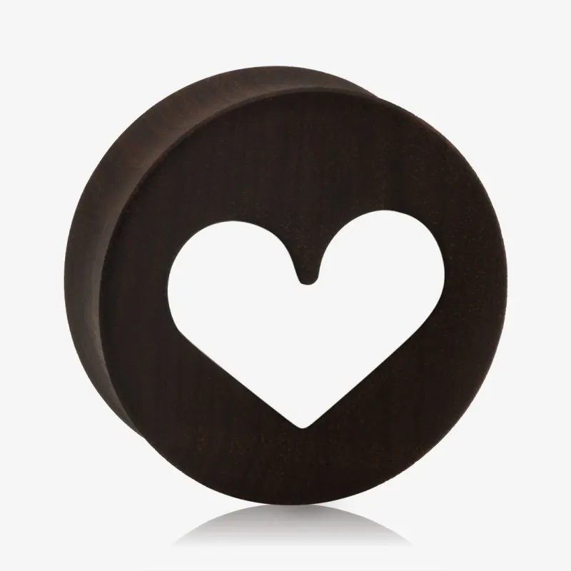 Plug Artesanal de Madeira Imbuia - Coração - Artesanais