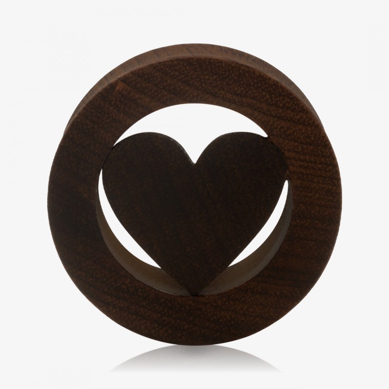 Plug Artesanal de Madeira Imbuia - Coração - Artesanais