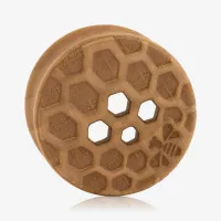 Plug de Madeira Colmeia com Design Artesanal Natural