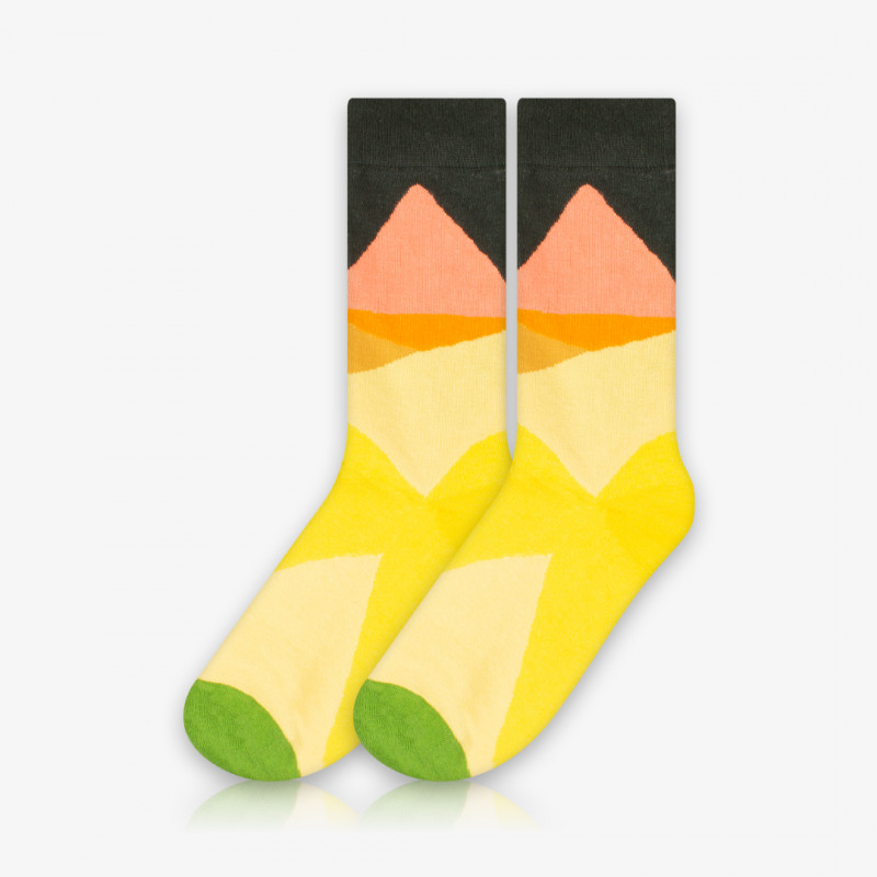 Meia Cano Alto Triângulos - Meias Divertidas