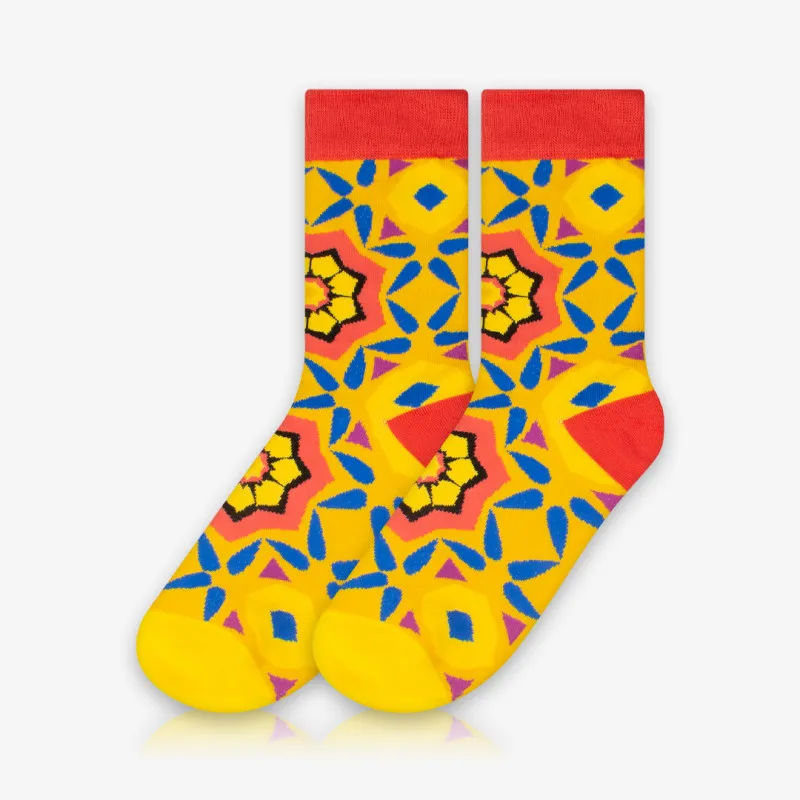 Meia Amarela Cano Alto Vintage - Meias Divertidas