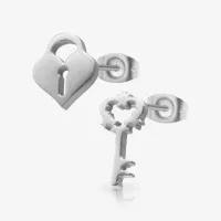 Brinco Chave e Cadeado com Design Romântico e Autêntico