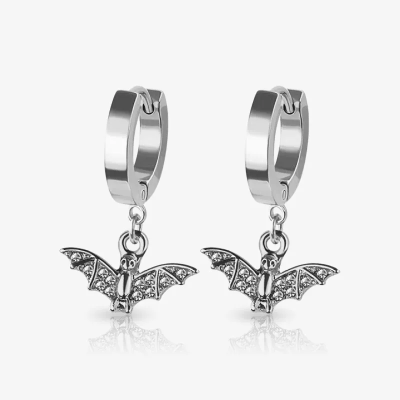 Brinco Pendente Morcego com zircônias em aço cirúrgico