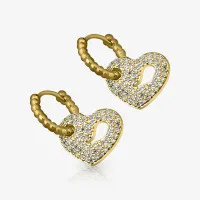 Brinco Dourado Coração com Zircônias – Delicadeza e Brilho