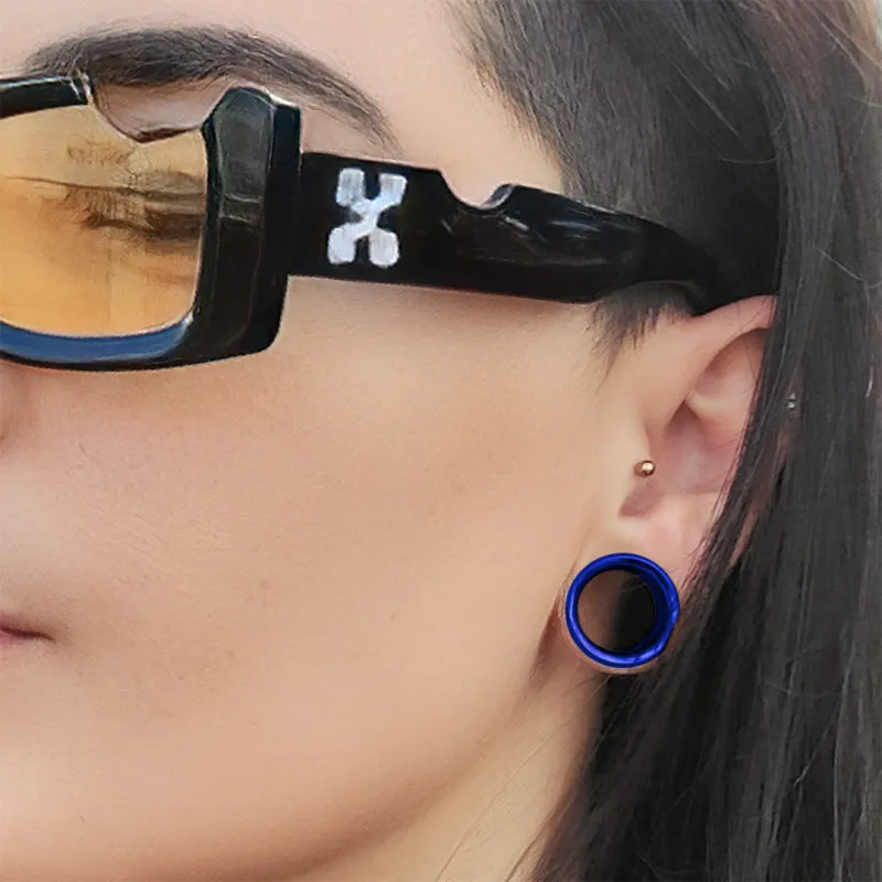 Alargador de Orelha Aço Azul Flangeado c/ Rosca Interna - Aço Cirúrgico