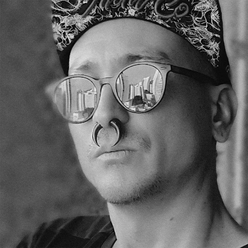 Alargador Meia Lua Aço Preto com Anéis: Ousado | ALARGS