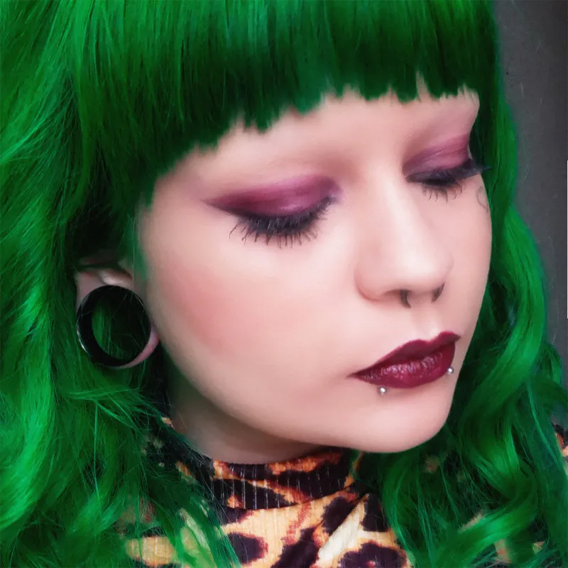 Alargador Meia Lua Acrílico Preto ou Branco: Estilo Versátil