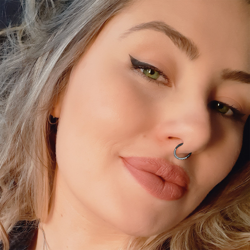 Piercing Argola Preta Clicker com Zircônias na Lateral