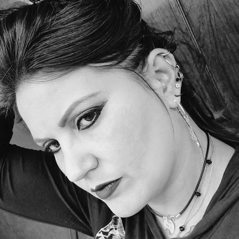 Piercing Espiral Preto Spike em Aço Cirúrgico Resistente