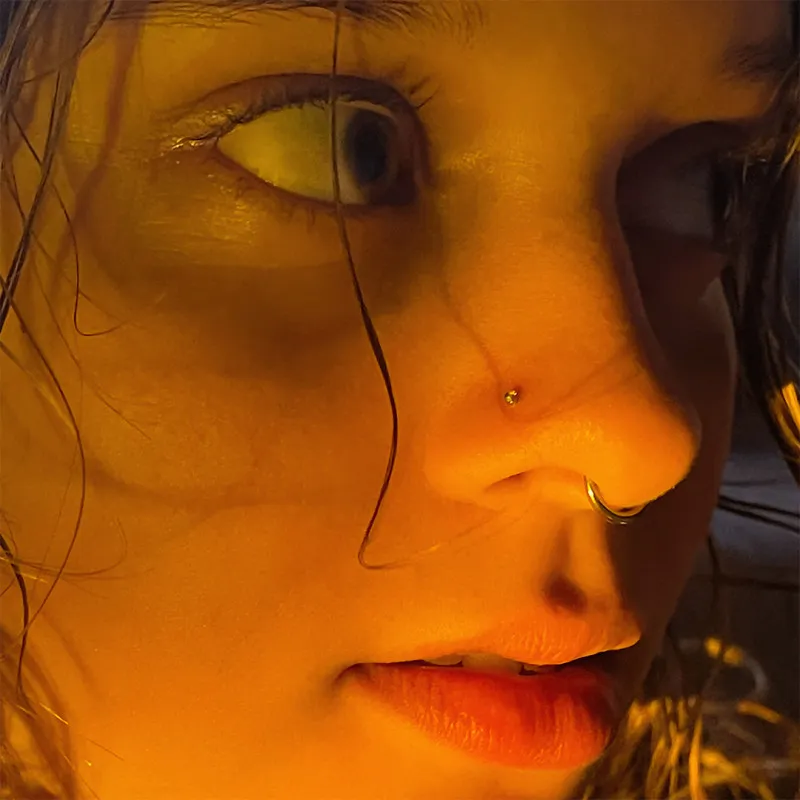 Piercing Argola de Aço prateada com fecho clicker seguro