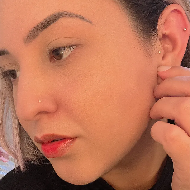 Piercing Labret Zircônia de Aço Cirúrgico Dourado Delicado