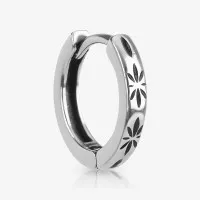 Brinco Pétalas Unidade com design delicado e elegante