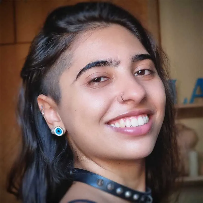 Piercing Argola de Aço Dobrável Preta com Acabamento Premium