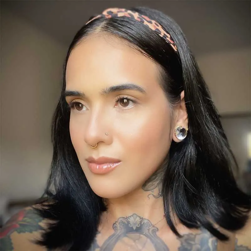 Alargador Plug Dourado com Zircônia Única: Elegância | ALARGS