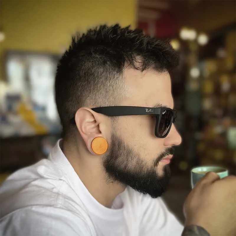 Plug de Madeira Plano com Design Anatômico e Natural