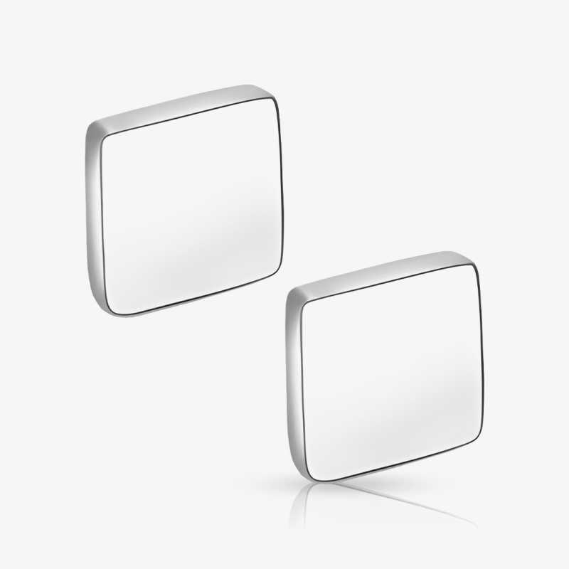 Brinco de Prata Quadrado com acabamento polido e design minimalista