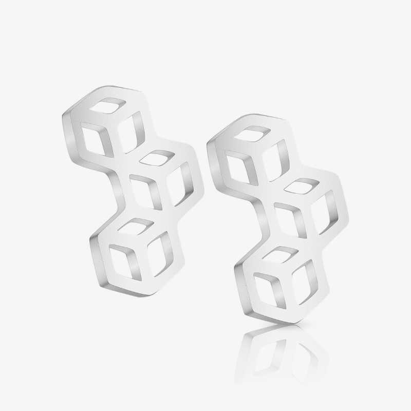 Brinco Trio de Cubos prateado com design geométrico moderno