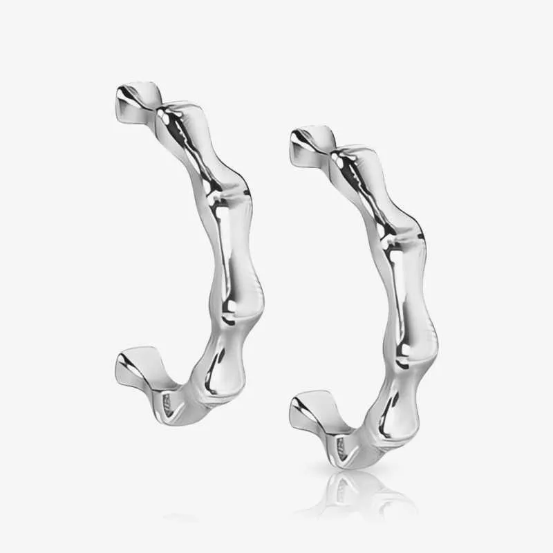 Brinco Junta De Bambu em prata 925 com design inspirado na natureza