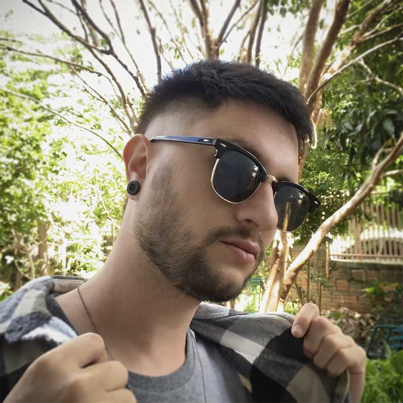 Alargador de Acrílico Preto com Rosca para Expansão Segura