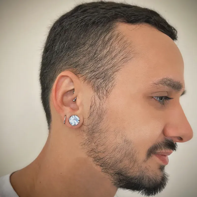 Piercing Argola de Aço prateada com fecho clicker seguro