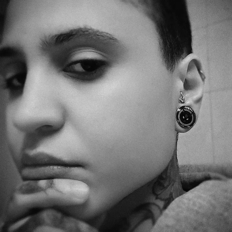 Plug Gato Místico Base com Opções Variadas de Estilo