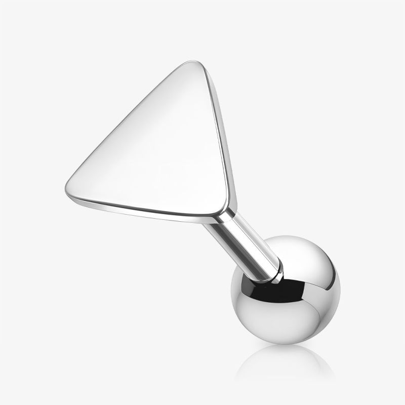 Piercing Tragus Triângulo em aço prateado com formato geométrico delicado