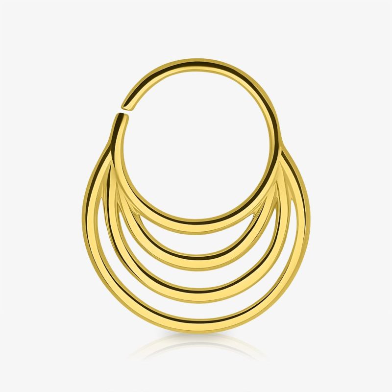 Piercing septo dourado com argolas delicadas em aço cirúrgico
