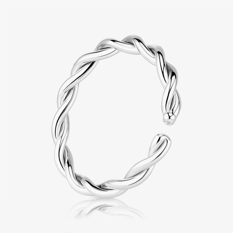 Piercing argola de aço prateado com acabamento trançado e fecho clicker