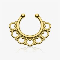 Piercing Septo Falso Aneis com design ornamentado dourado