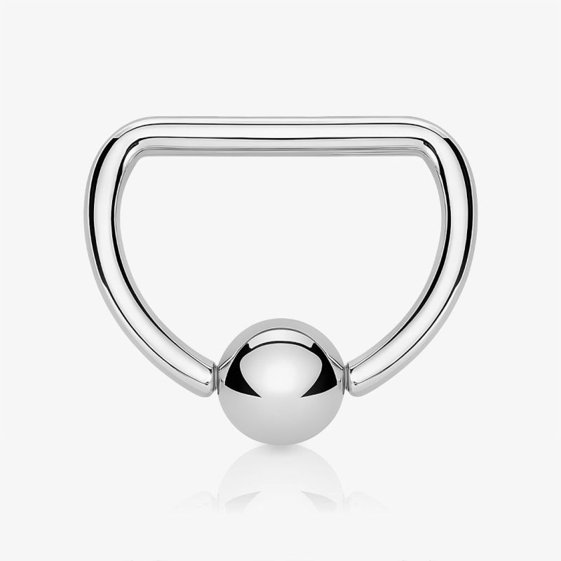Piercing captive de aço em formato D prateado feito em aço cirúrgico