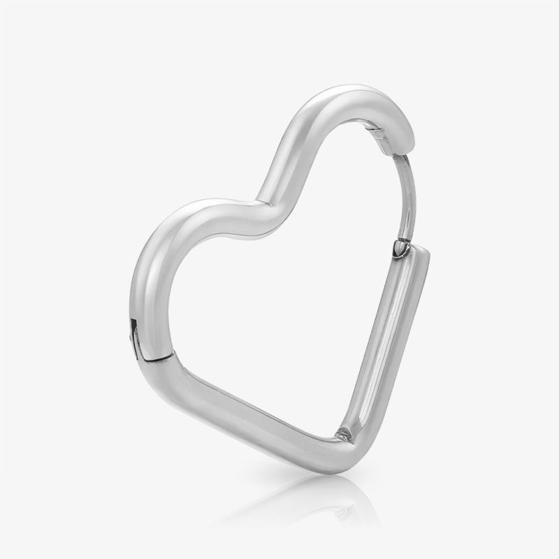 Brinco Heart Unidade com design de coração delicado e acabamento elegante