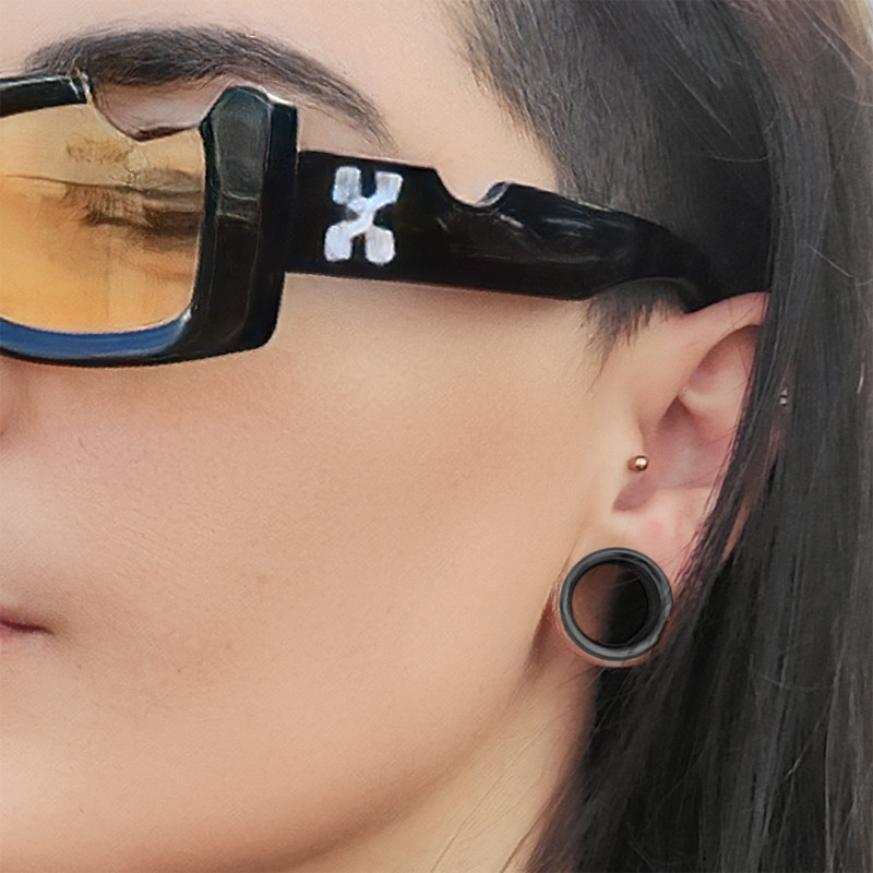 Alargador de Orelha de Titânio Preto Flangeado c/ Rosca Interna