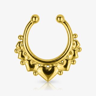 Piercing Septo Falso Corações dourado com design delicado em formato de corações