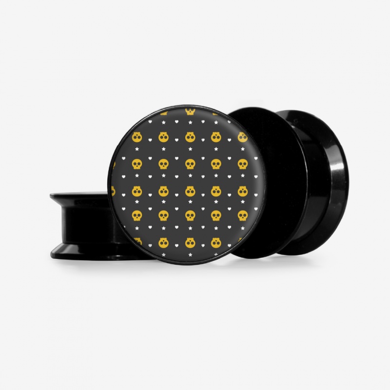 Plug Caveira Halloween 2 com estampa de caveira sombria e fundo escuro